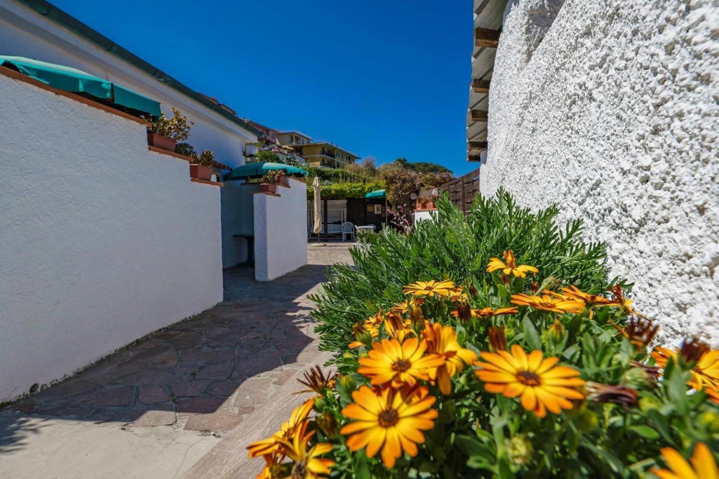 Hotel Le Ghiaie Portoferraio Buitenkant foto